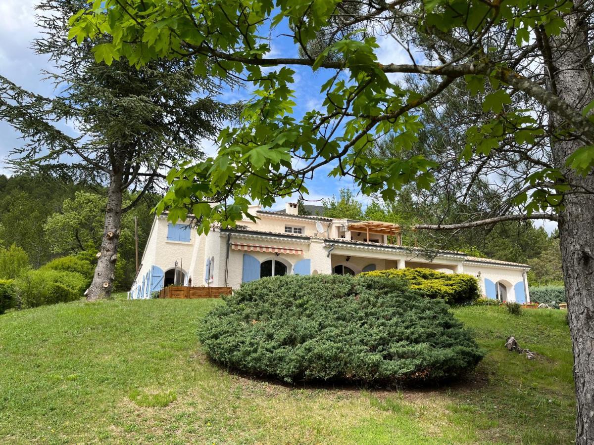 Le Cheval Blanc Bed & Breakfast Serres  Eksteriør bilde