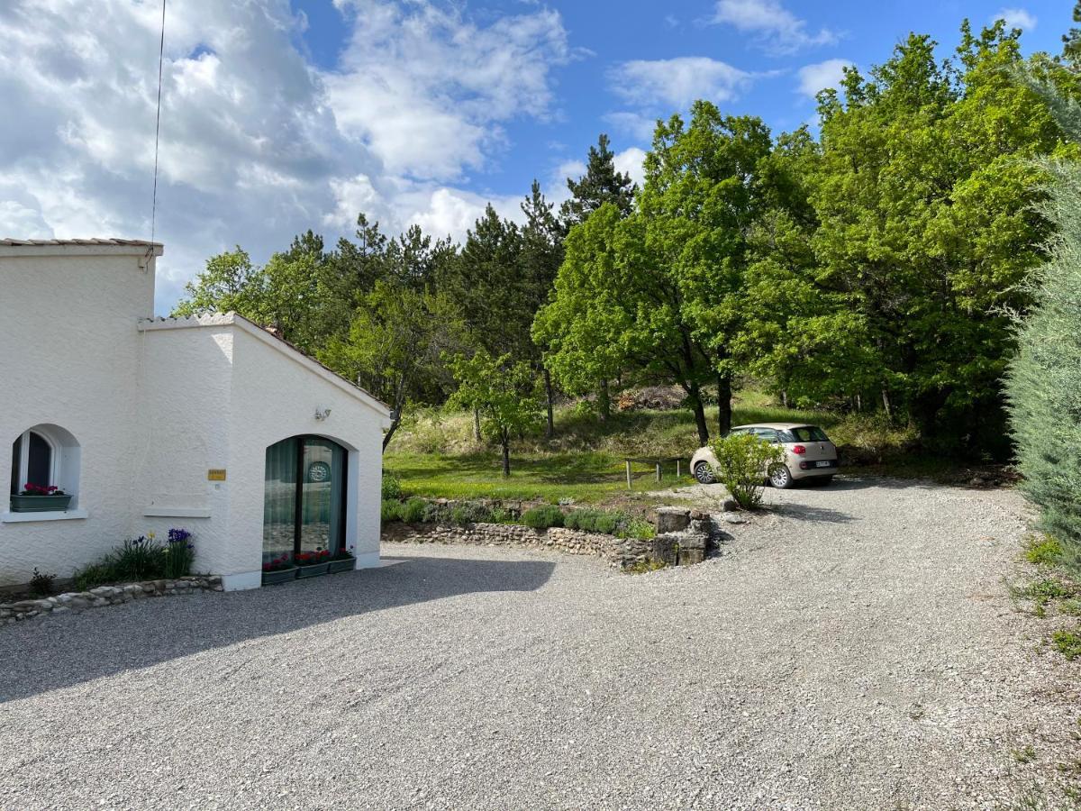 Le Cheval Blanc Bed & Breakfast Serres  Eksteriør bilde