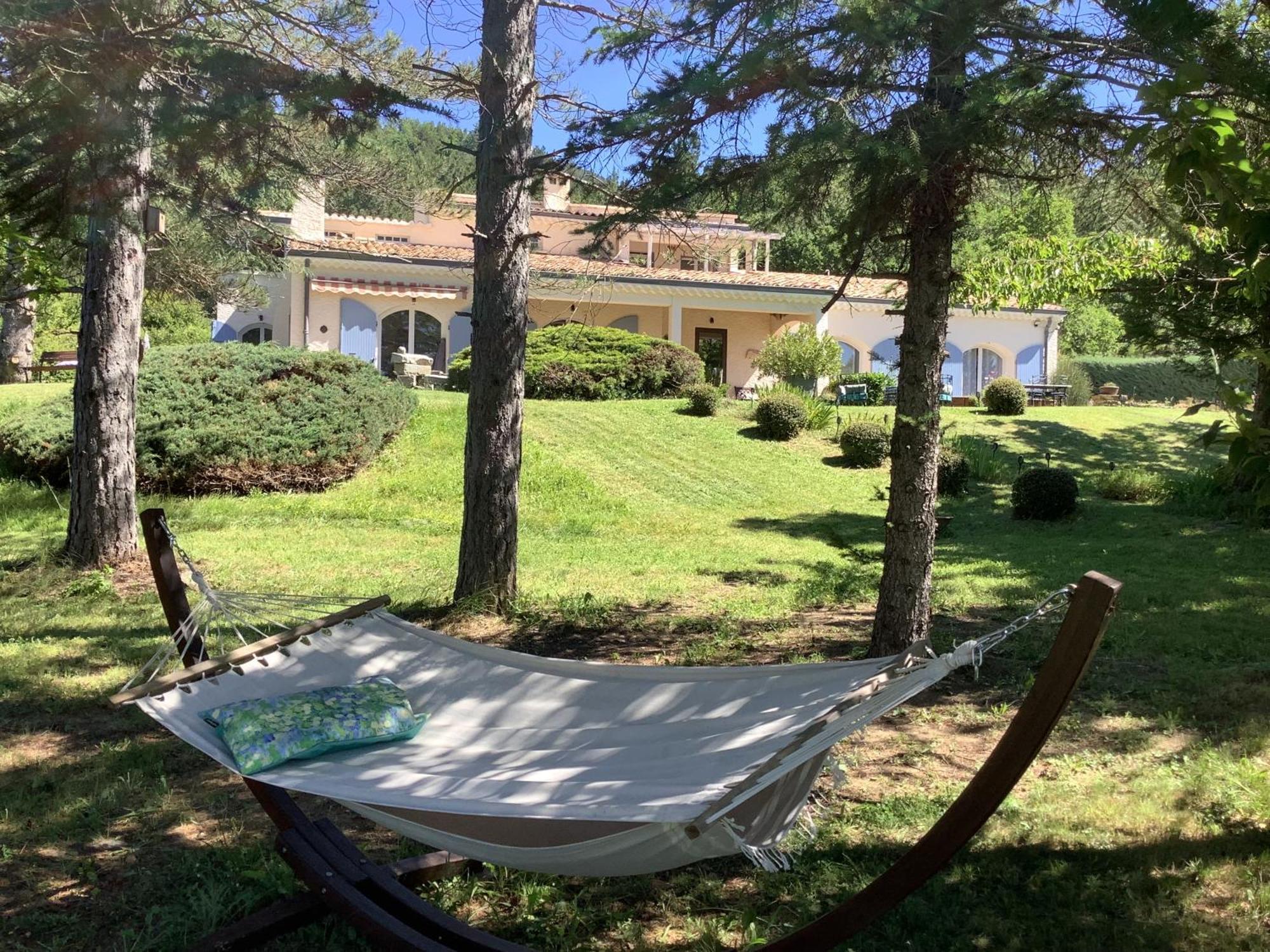 Le Cheval Blanc Bed & Breakfast Serres  Eksteriør bilde
